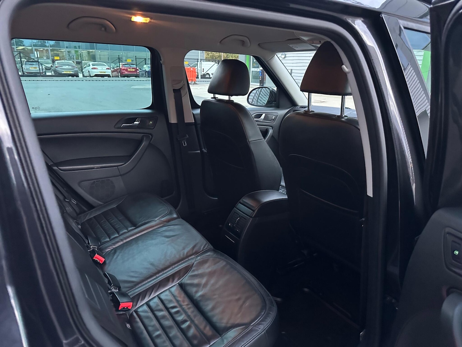 Used Skoda Yeti 2011 for sale - 76388539: Photo 31