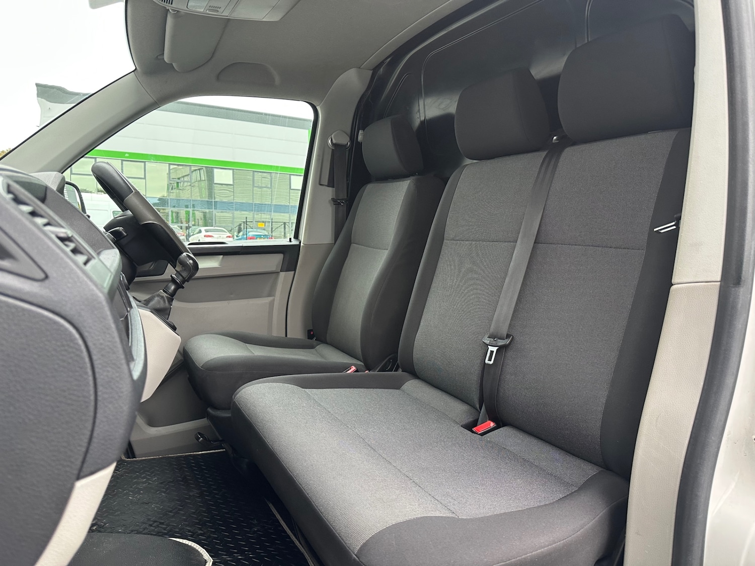 Used Volkswagen Transporter 2019 for sale - 76662503: Photo 25