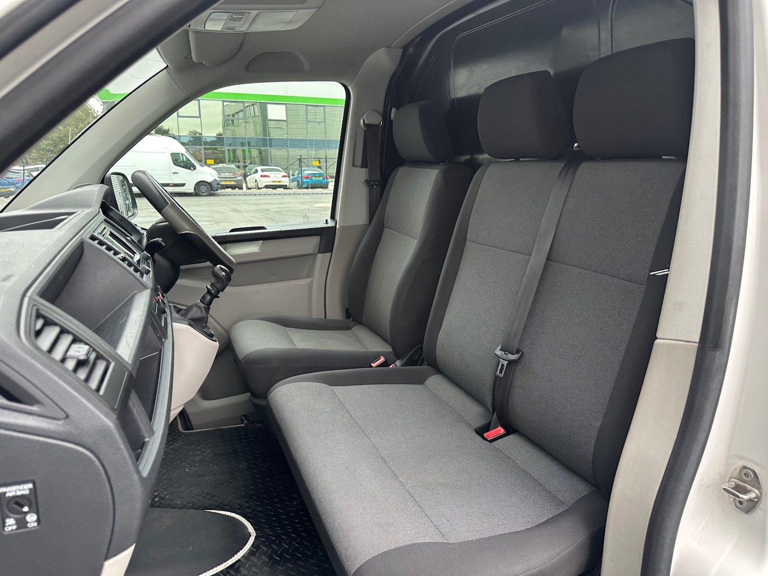 Used Volkswagen Transporter 2019 for sale - 76662503: Photo 26