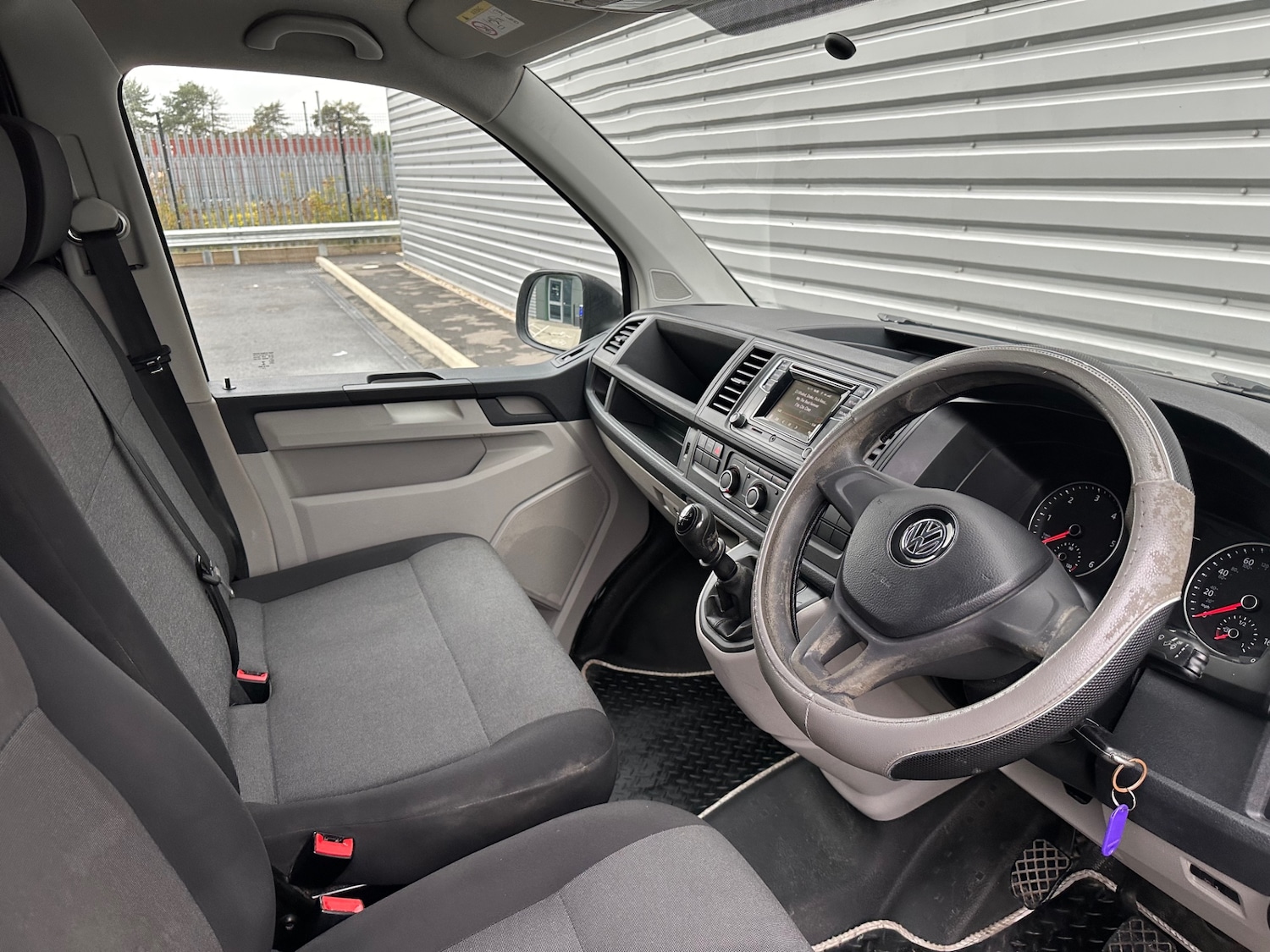 Used Volkswagen Transporter 2019 for sale - 76662503: Photo 38