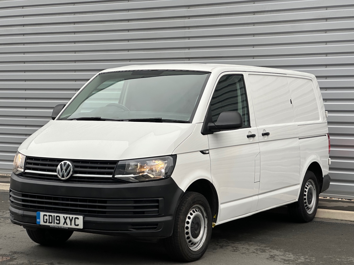 Used Volkswagen Transporter 2019 for sale - 76662503: Photo 4
