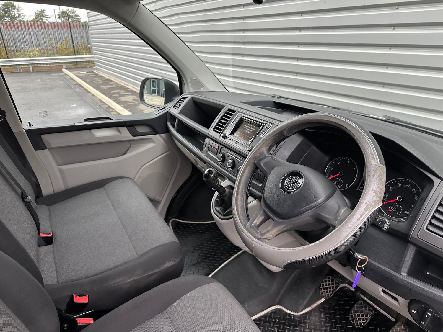 Used Volkswagen Transporter 2019 for sale - 76662503: Photo 41