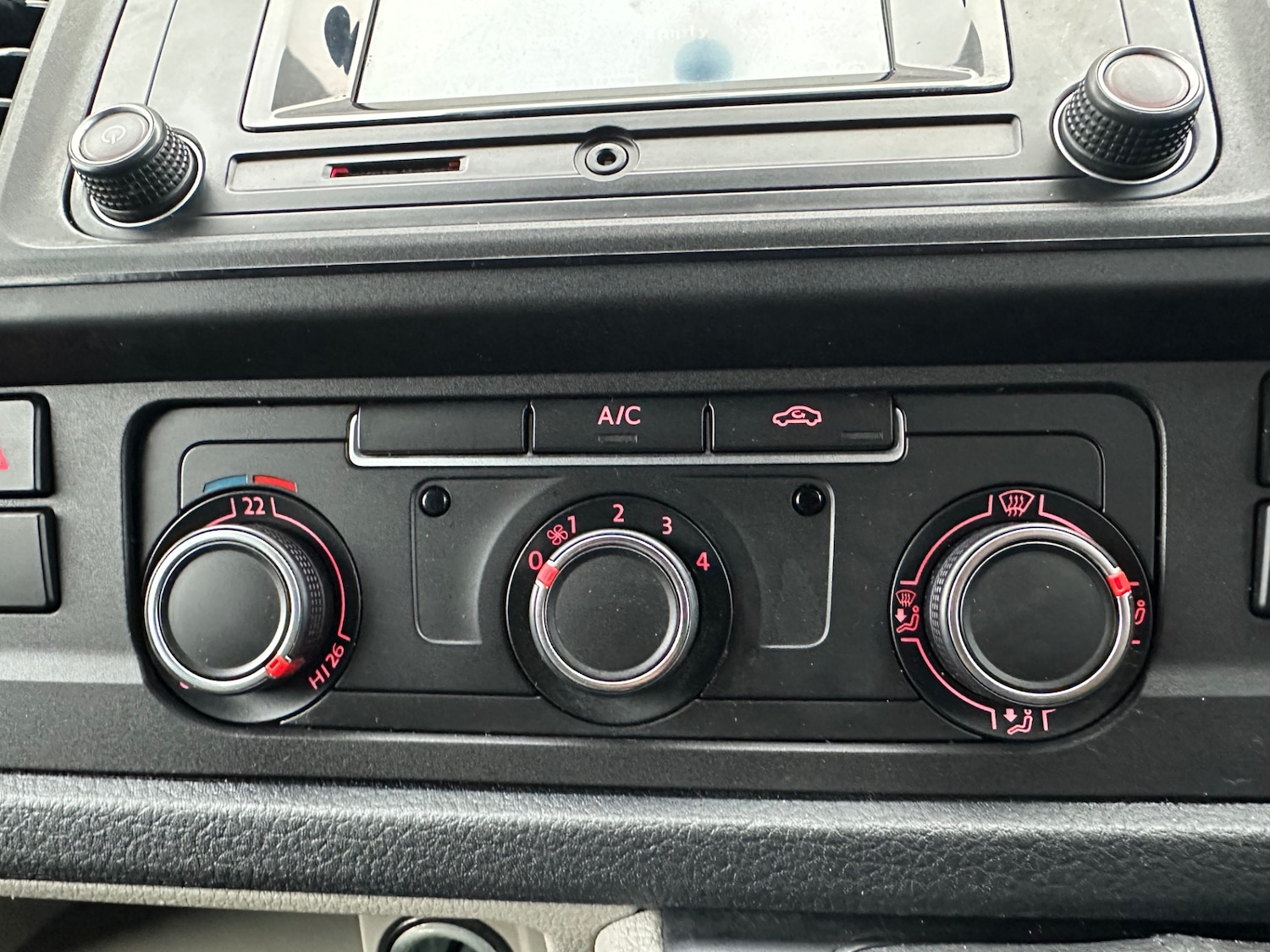 Used Volkswagen Transporter 2019 for sale - 76662503: Photo 45