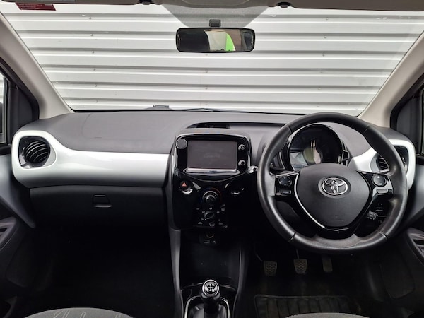 Used Toyota AYGO 2015 for sale - 75563827: Photo 30