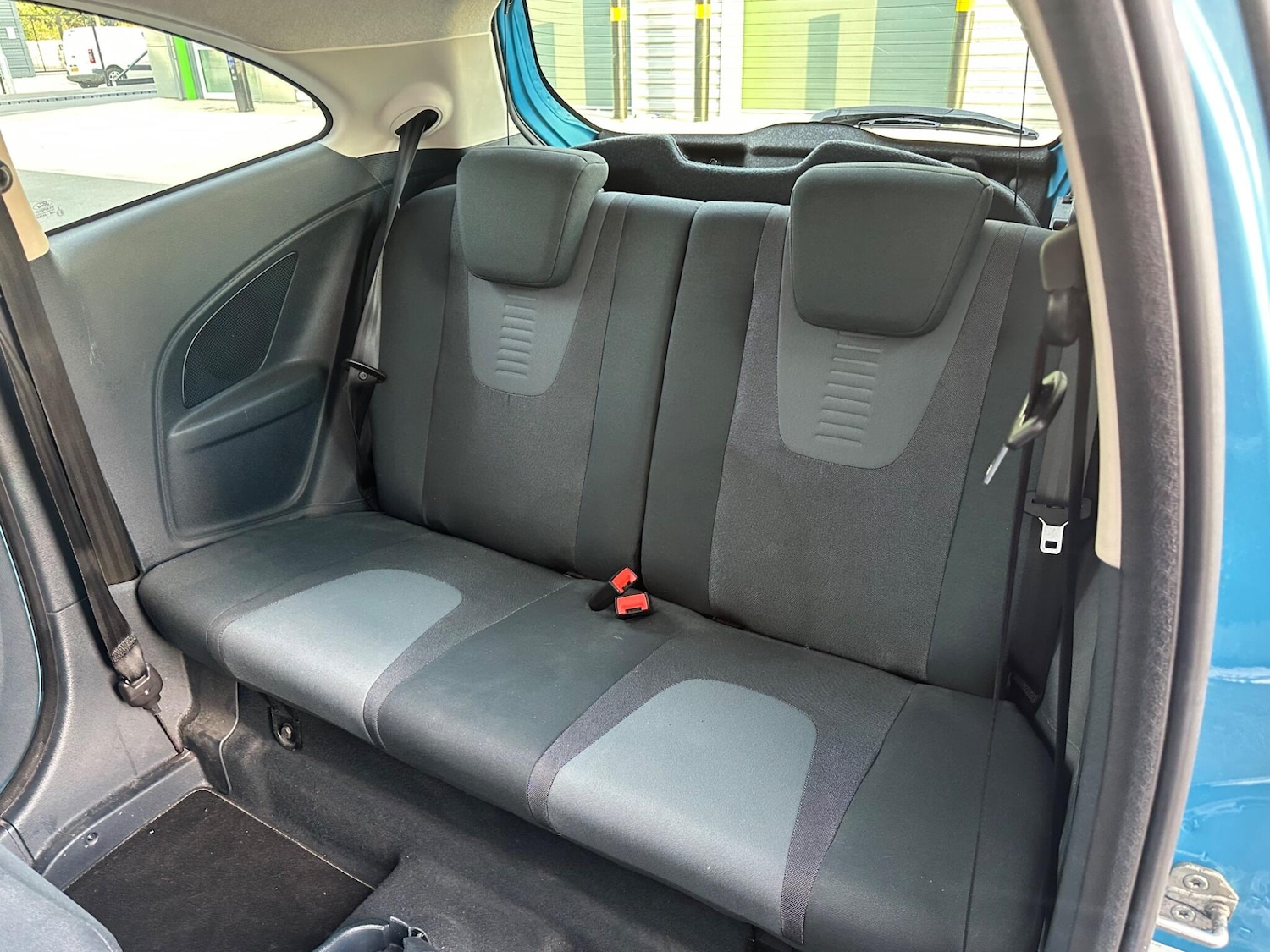Vehicle 29