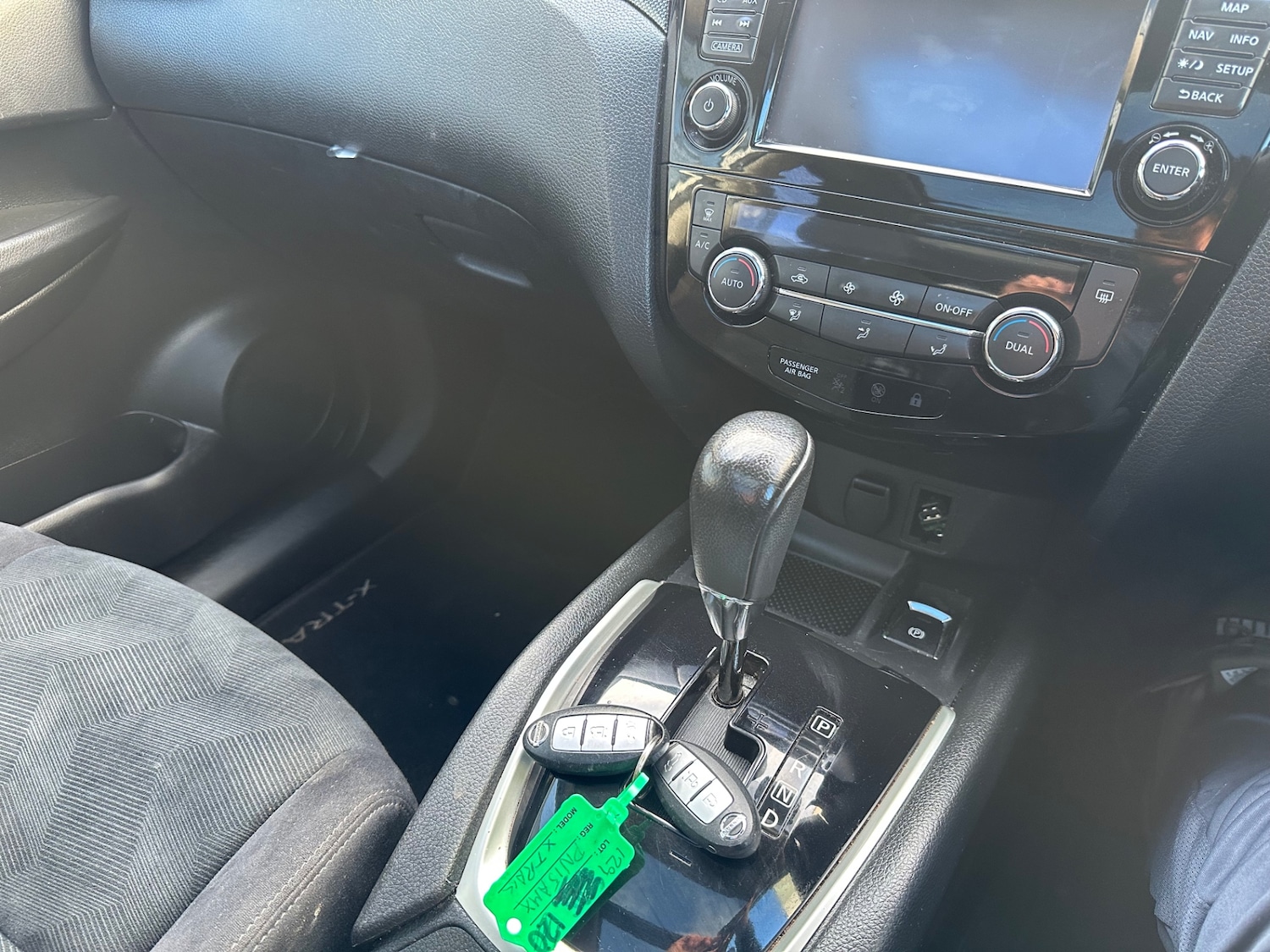 Used Nissan X-Trail 2015 for sale - 77973559: Photo 36