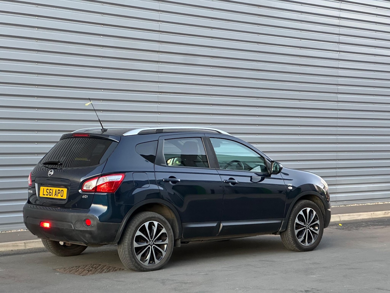 Used Nissan Qashqai 2011 for sale - 77097738: Photo 12