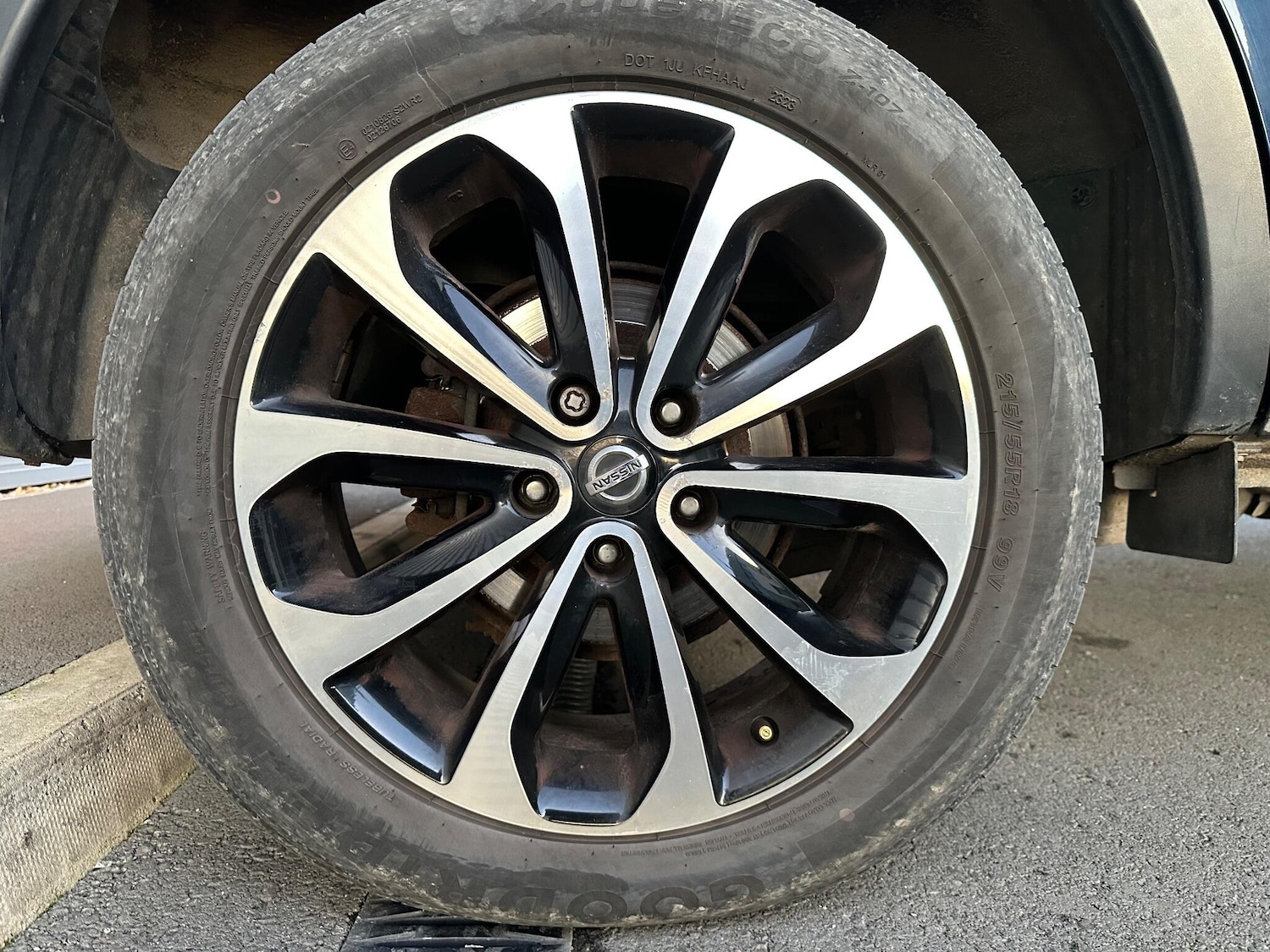 Used Nissan Qashqai 2011 for sale - 77097738: Photo 14