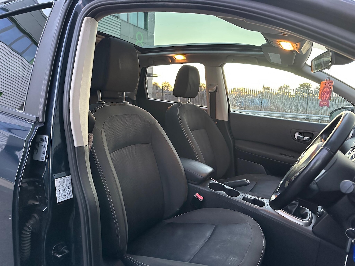 Used Nissan Qashqai 2011 for sale - 77097738: Photo 31