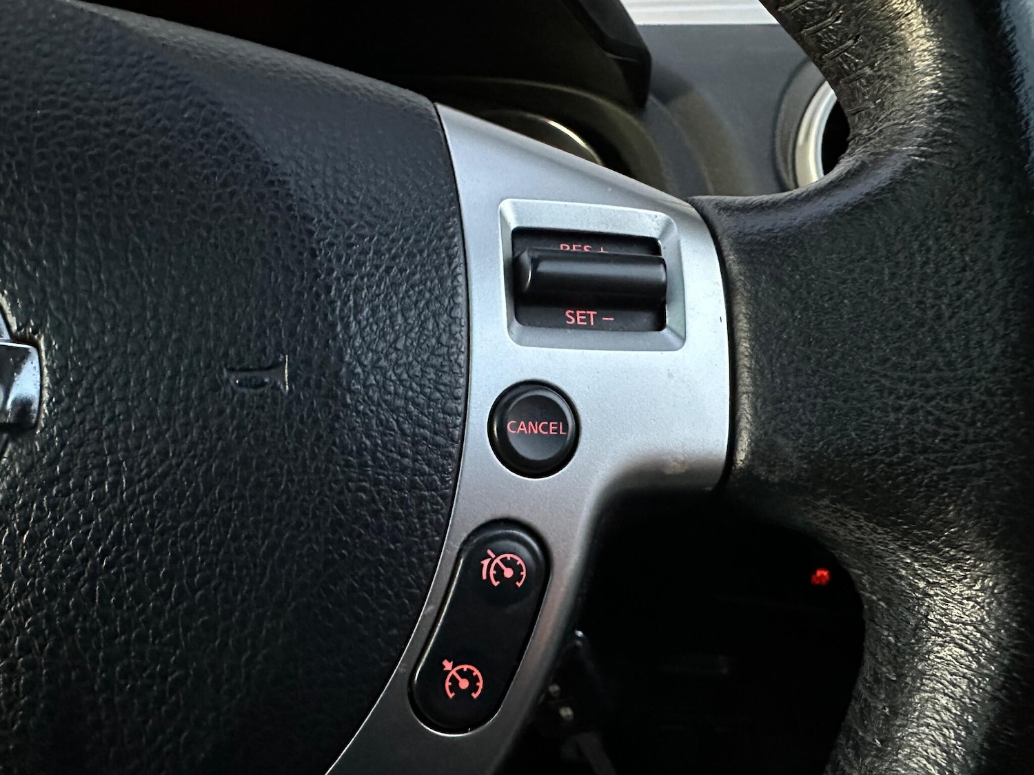 Used Nissan Qashqai 2011 for sale - 77097738: Photo 47