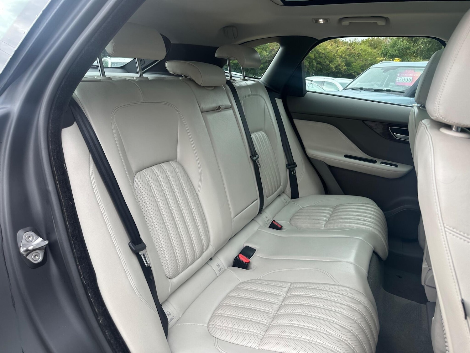 Used Jaguar F-Pace 2016 for sale - 76781183: Photo 25