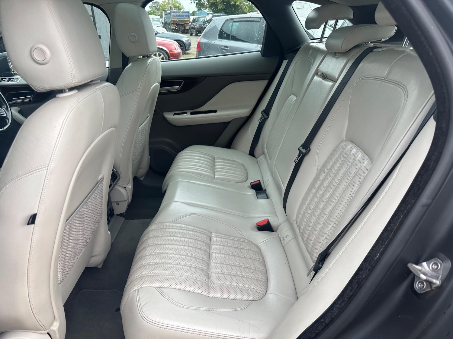 Used Jaguar F-Pace 2016 for sale - 76781183: Photo 33