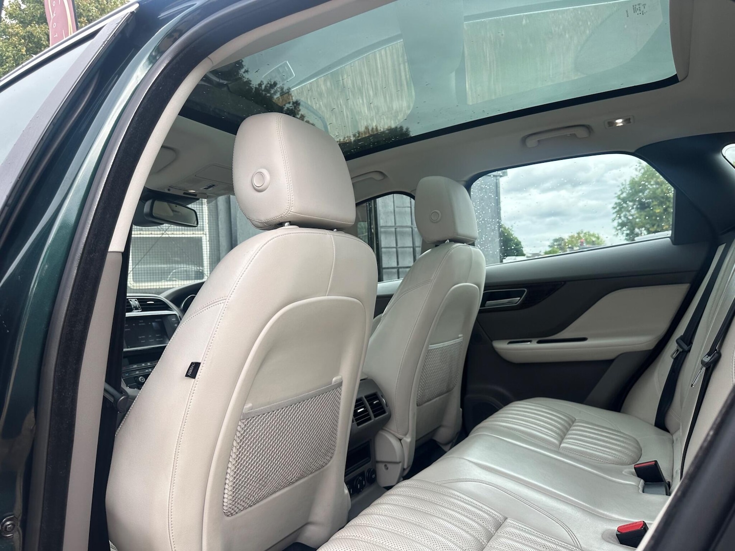 Used Jaguar F-Pace 2016 for sale - 76781183: Photo 35