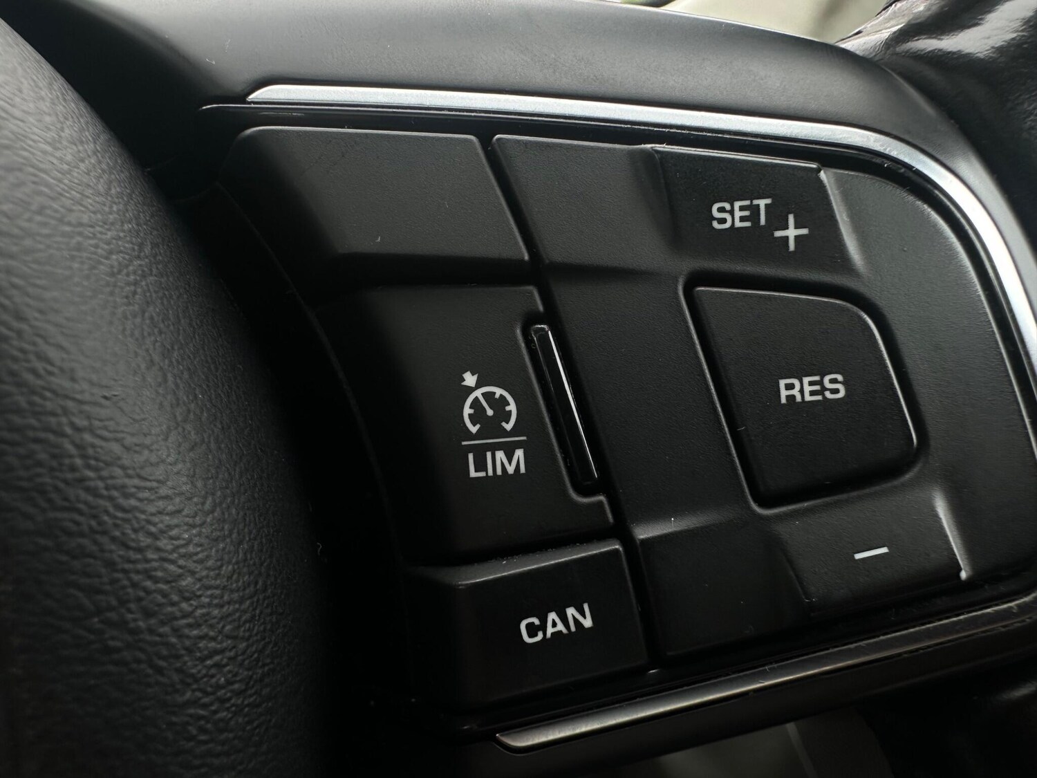 Used Jaguar F-Pace 2016 for sale - 76781183: Photo 61