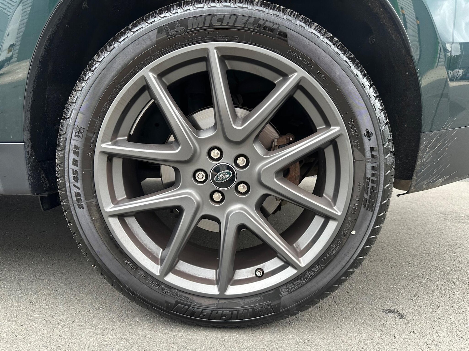 Used Jaguar F-Pace 2016 for sale - 76781183: Photo 9