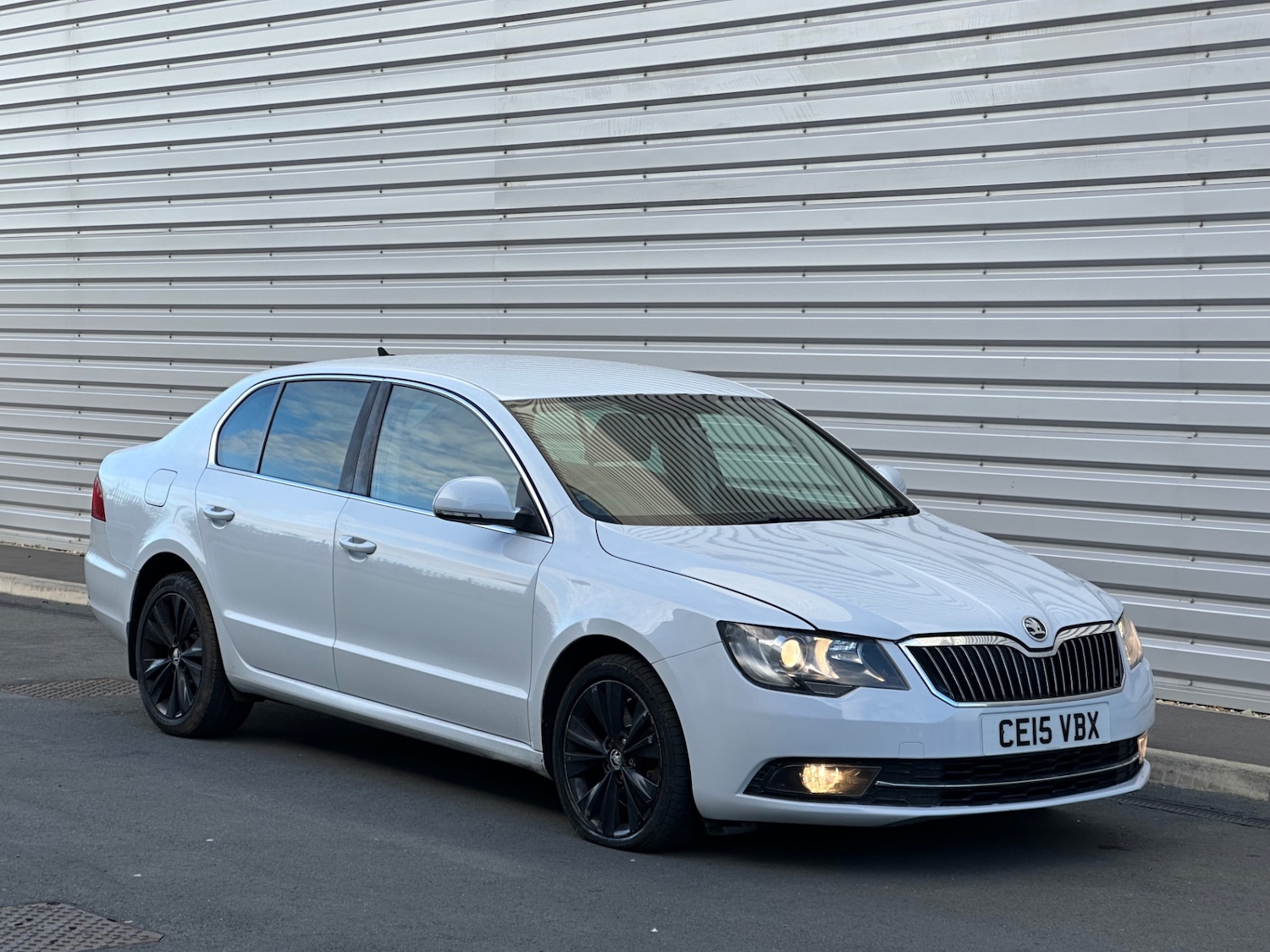 Used Skoda Superb 2015 for sale - 77991918: Photo 11