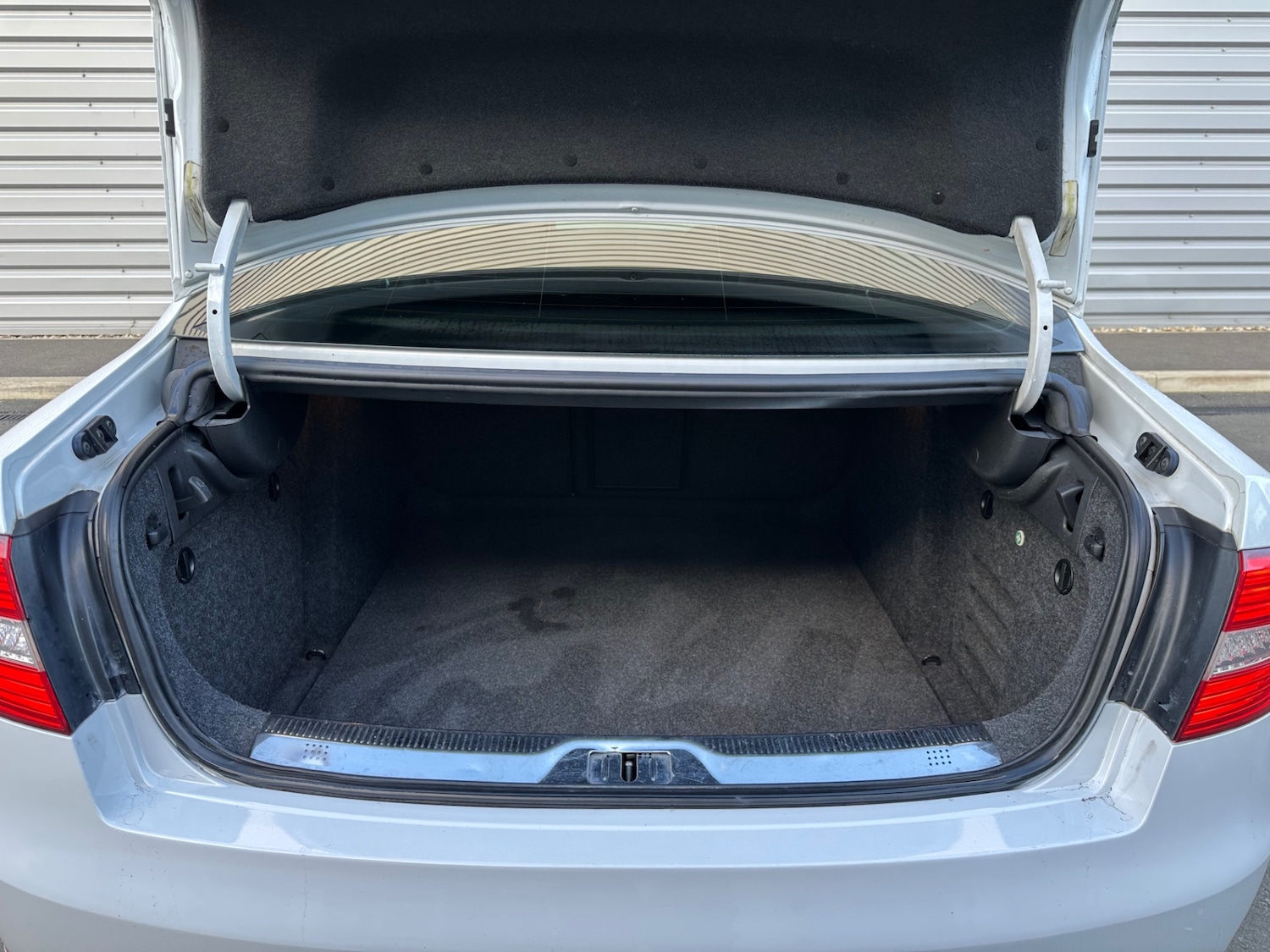 Used Skoda Superb 2015 for sale - 77991918: Photo 18