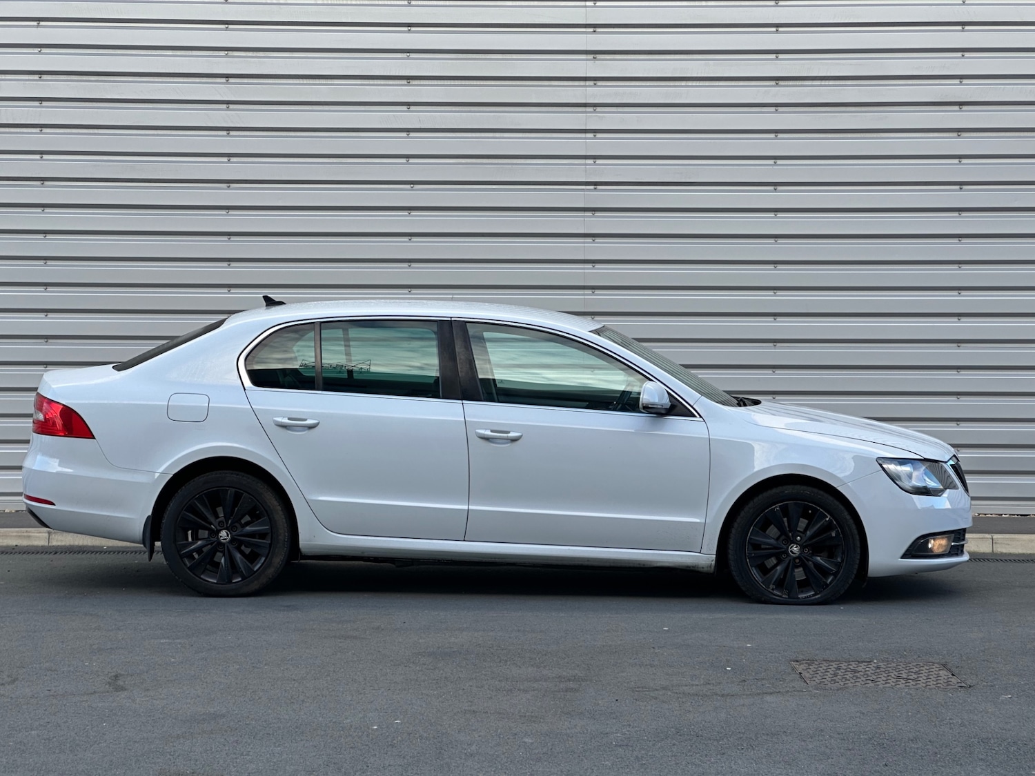 Used Skoda Superb 2015 for sale - 77991918: Photo 9