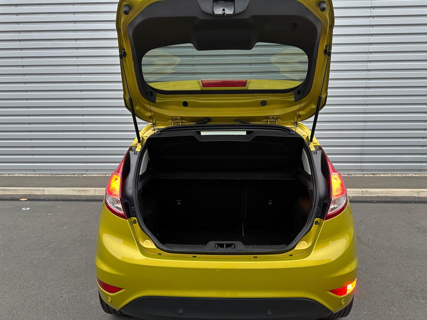 Used Ford Fiesta 2015 for sale - 76781305: Photo 36