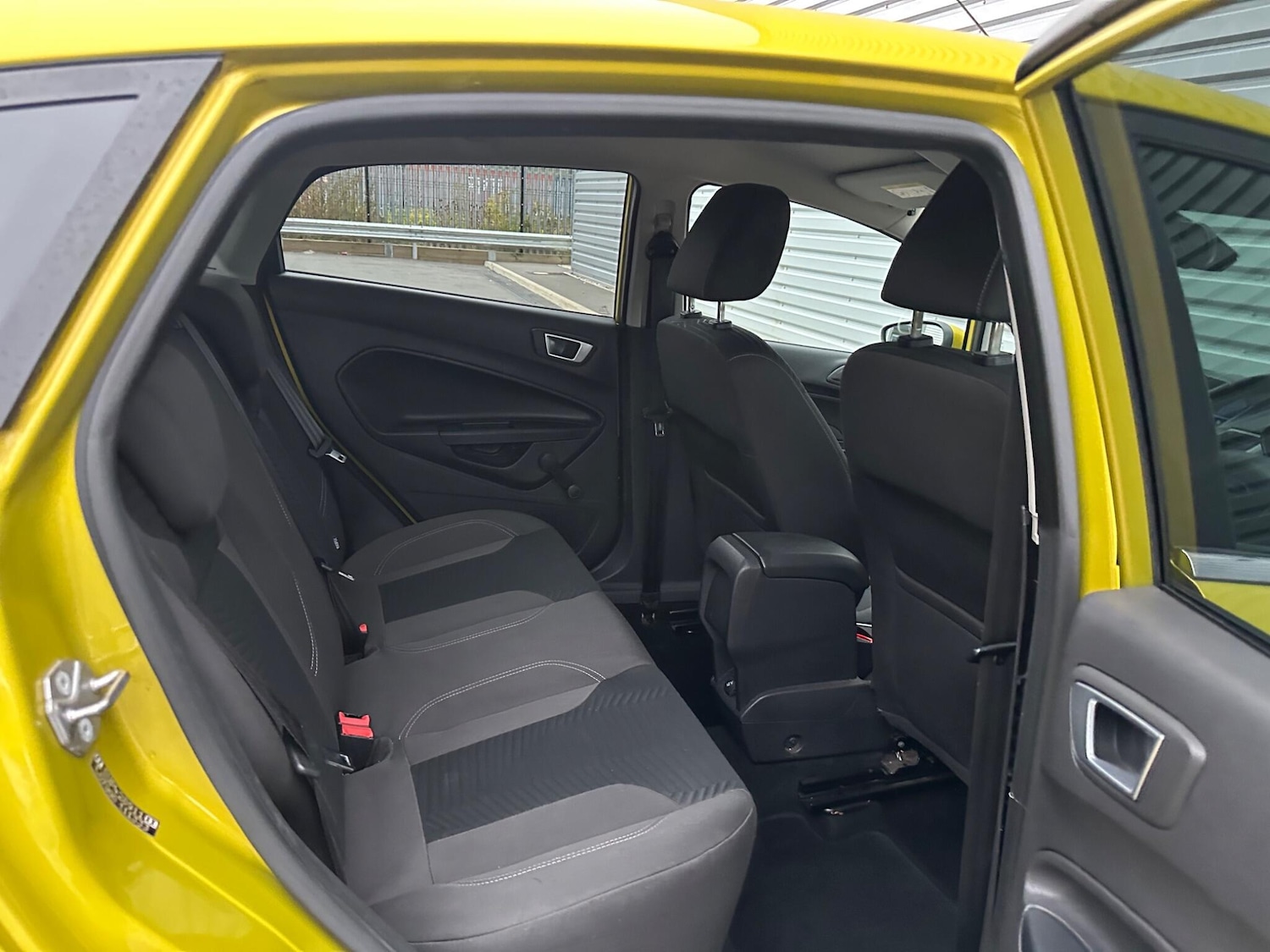 Used Ford Fiesta 2015 for sale - 76781305: Photo 38