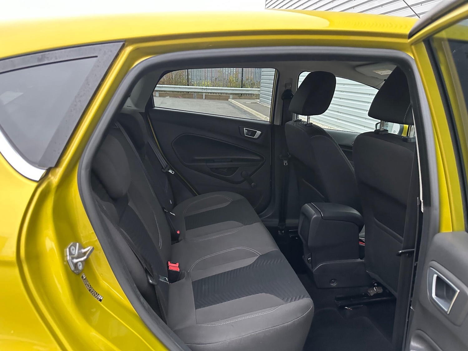 Used Ford Fiesta 2015 for sale - 76781305: Photo 42