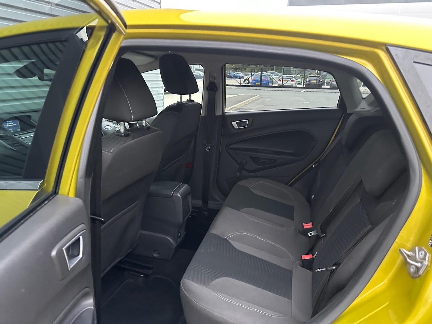 Used Ford Fiesta 2015 for sale - 76781305: Photo 46