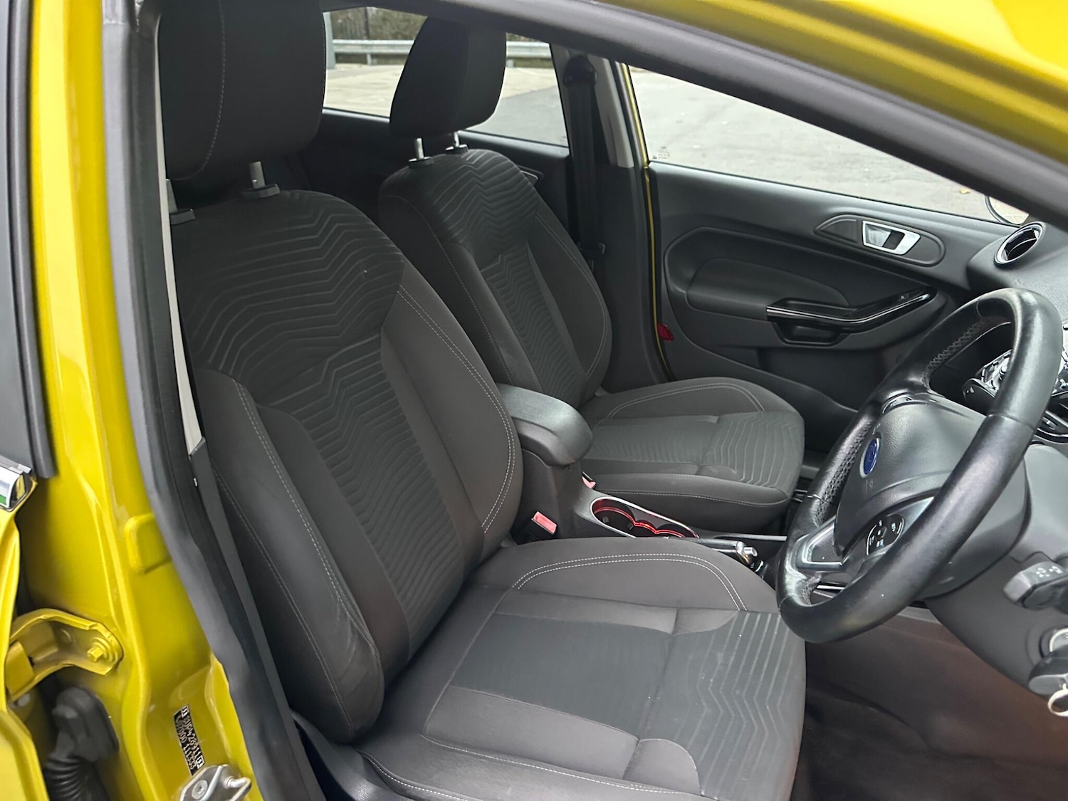 Used Ford Fiesta 2015 for sale - 76781305: Photo 50