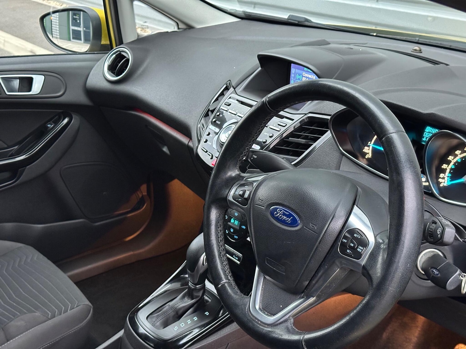 Used Ford Fiesta 2015 for sale - 76781305: Photo 54