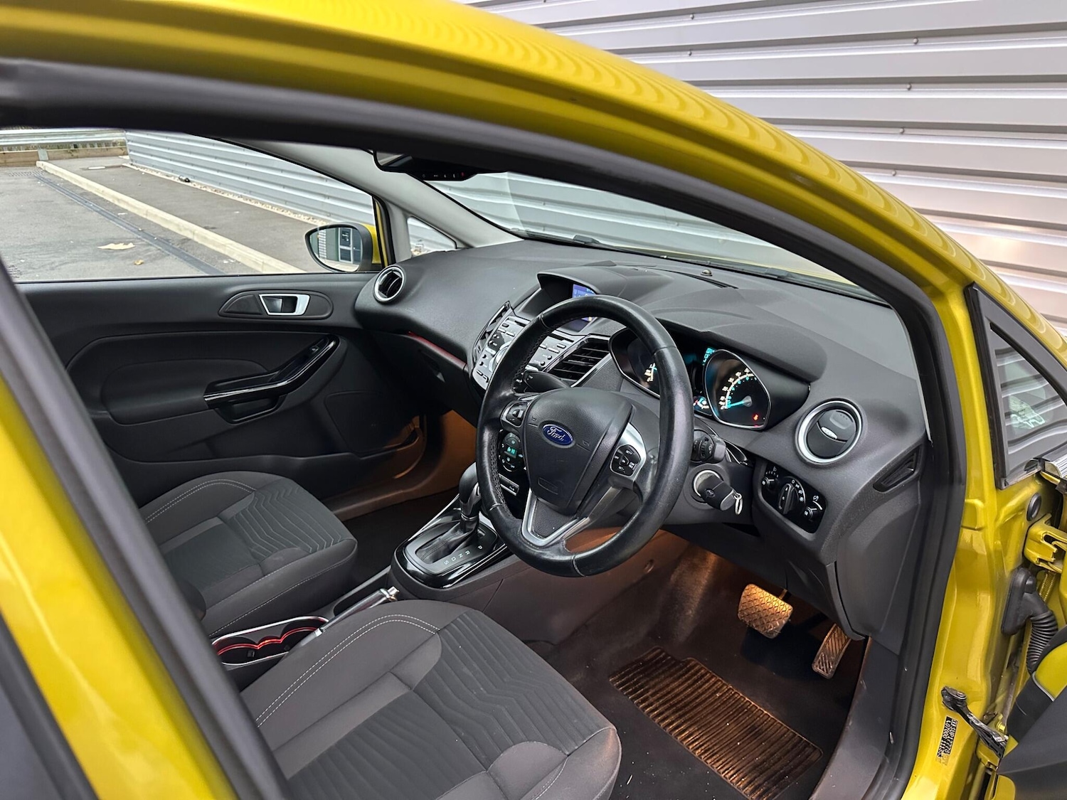 Used Ford Fiesta 2015 for sale - 76781305: Photo 55