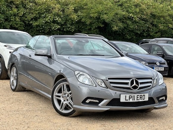 Used Mercedes-Benz E Class 2011 for sale - 79039481: Photo