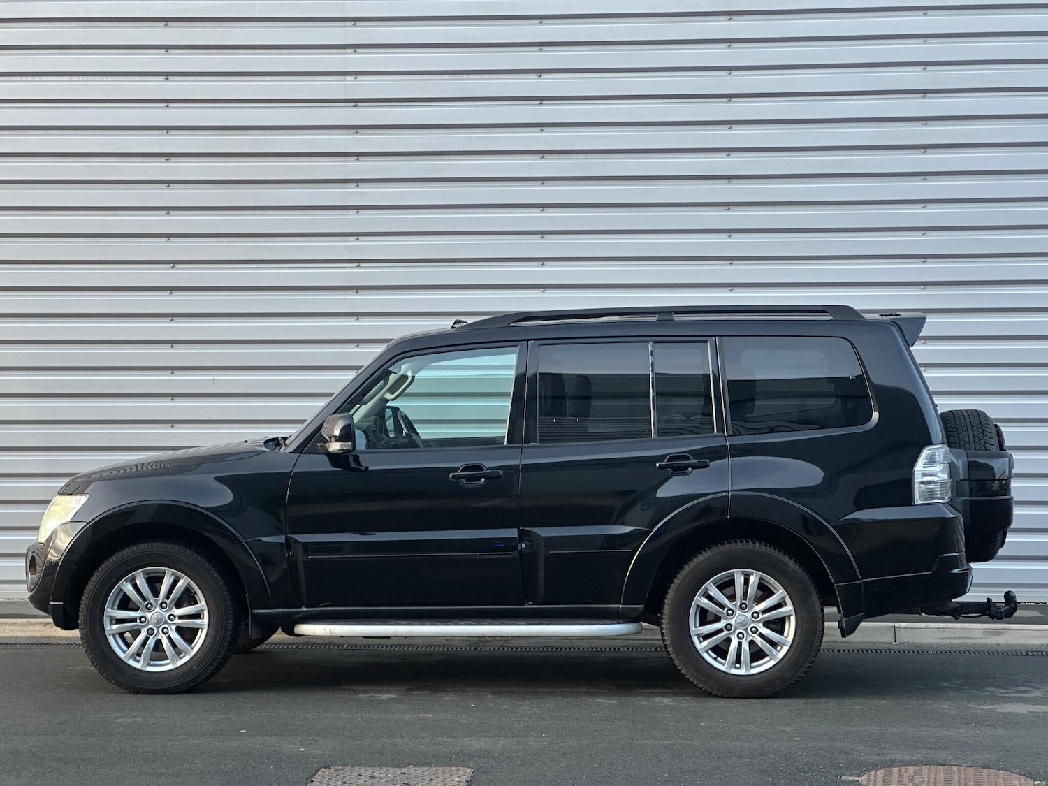 Used Mitsubishi Shogun 2011 for sale - 76781852: Photo 10