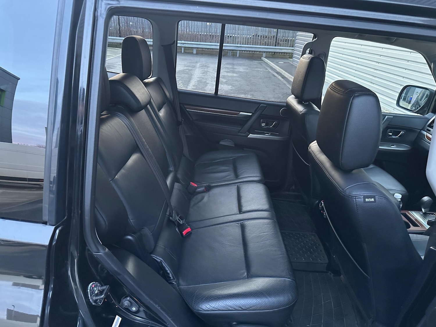 Used Mitsubishi Shogun 2011 for sale - 76781852: Photo 33