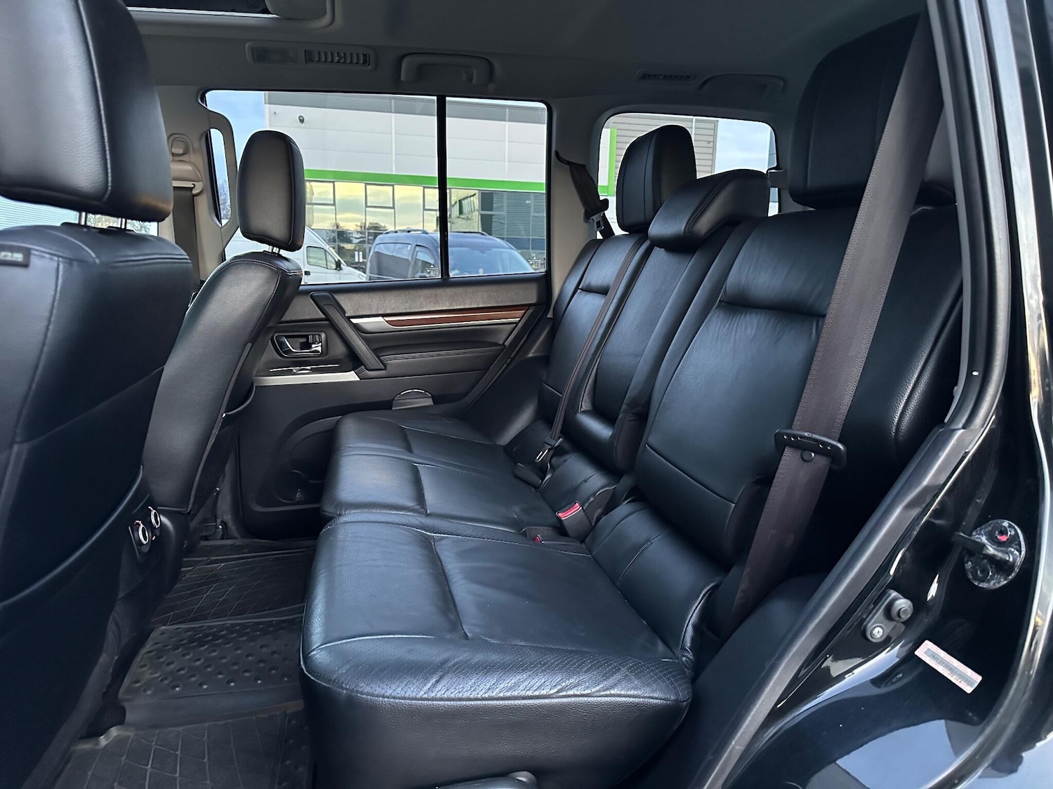 Used Mitsubishi Shogun 2011 for sale - 76781852: Photo 38