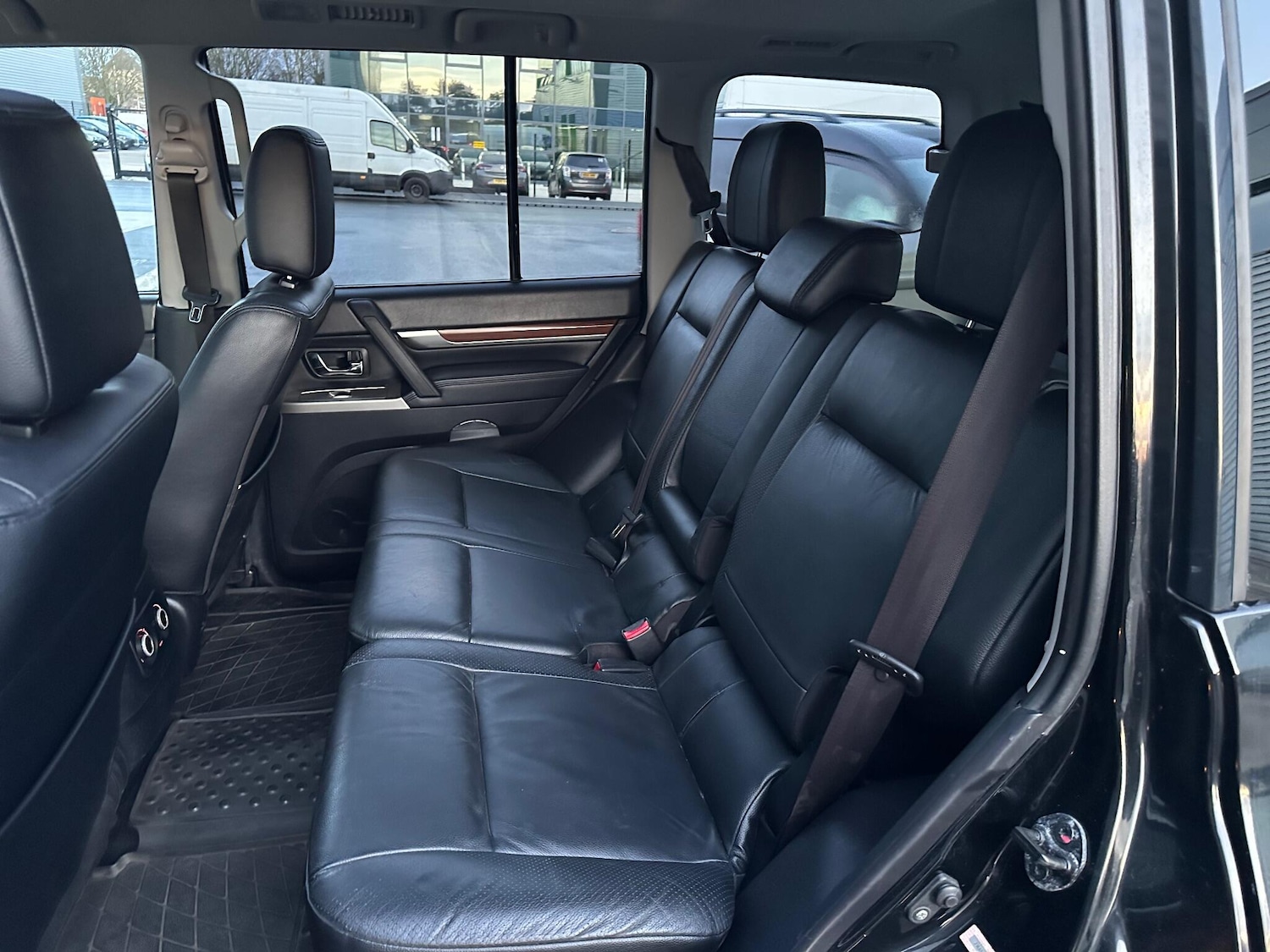 Used Mitsubishi Shogun 2011 for sale - 76781852: Photo 41