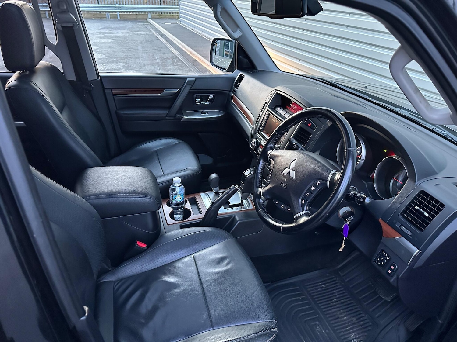 Used Mitsubishi Shogun 2011 for sale - 76781852: Photo 45