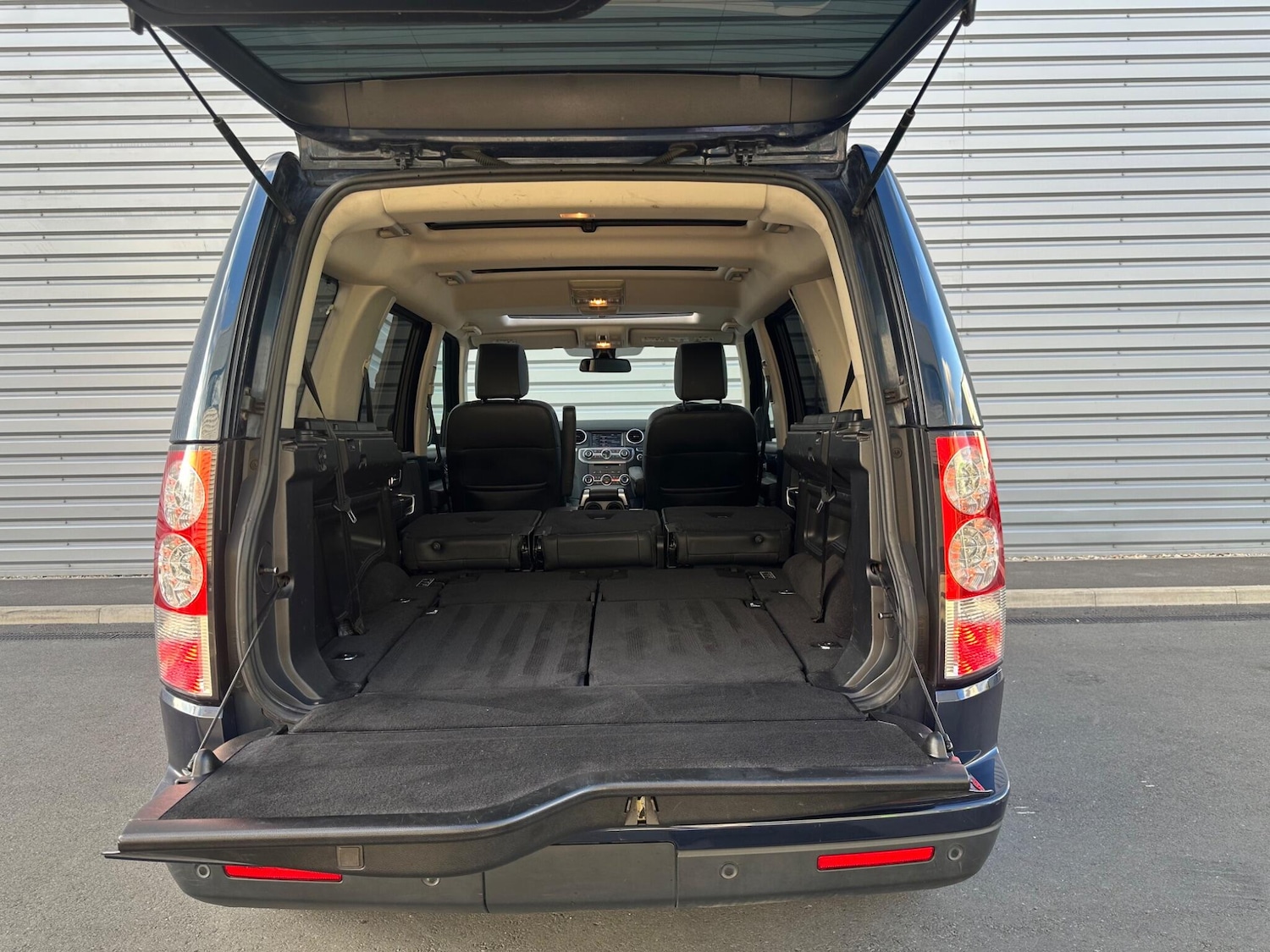 Vehicle 29