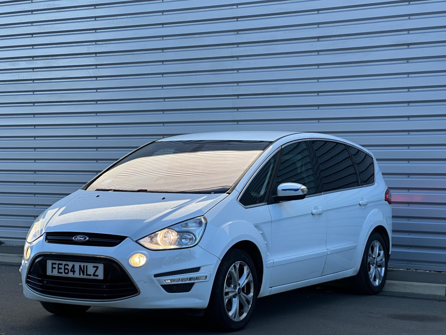 Used Ford S-Max 2014 for sale - 77091597: Photo 7