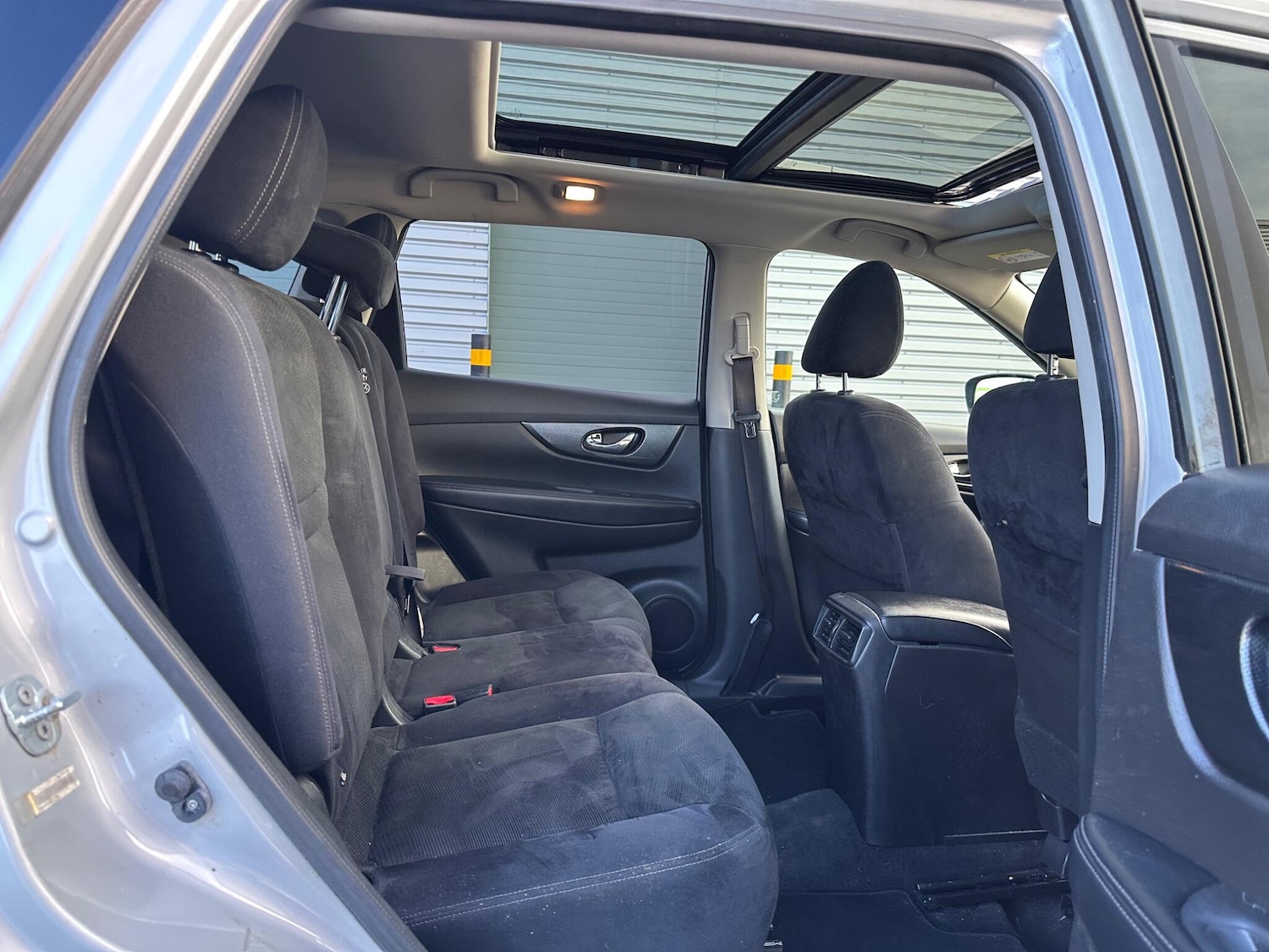 Used Nissan X-Trail 2015 for sale - 77396097: Photo 21