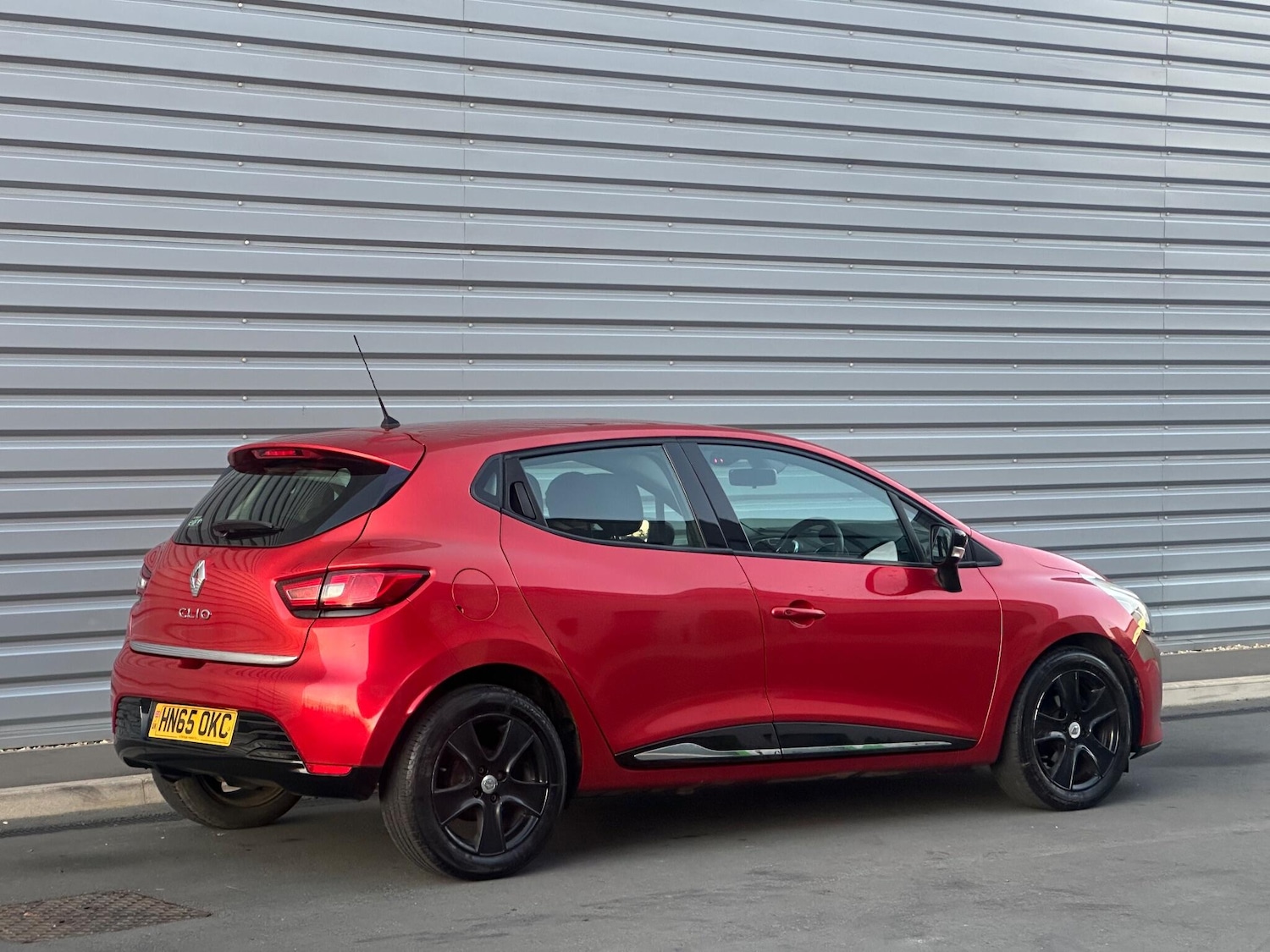 Used Renault Clio 2015 for sale - 77054026: Photo 10