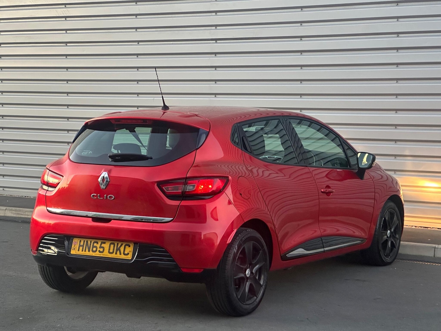 Used Renault Clio 2015 for sale - 77054026: Photo 14