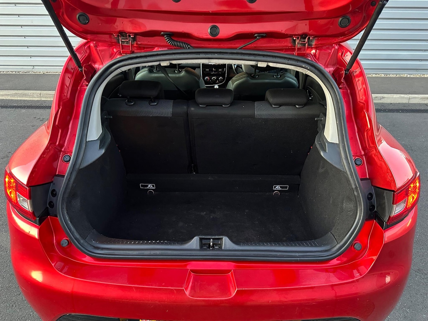 Used Renault Clio 2015 for sale - 77054026: Photo 18