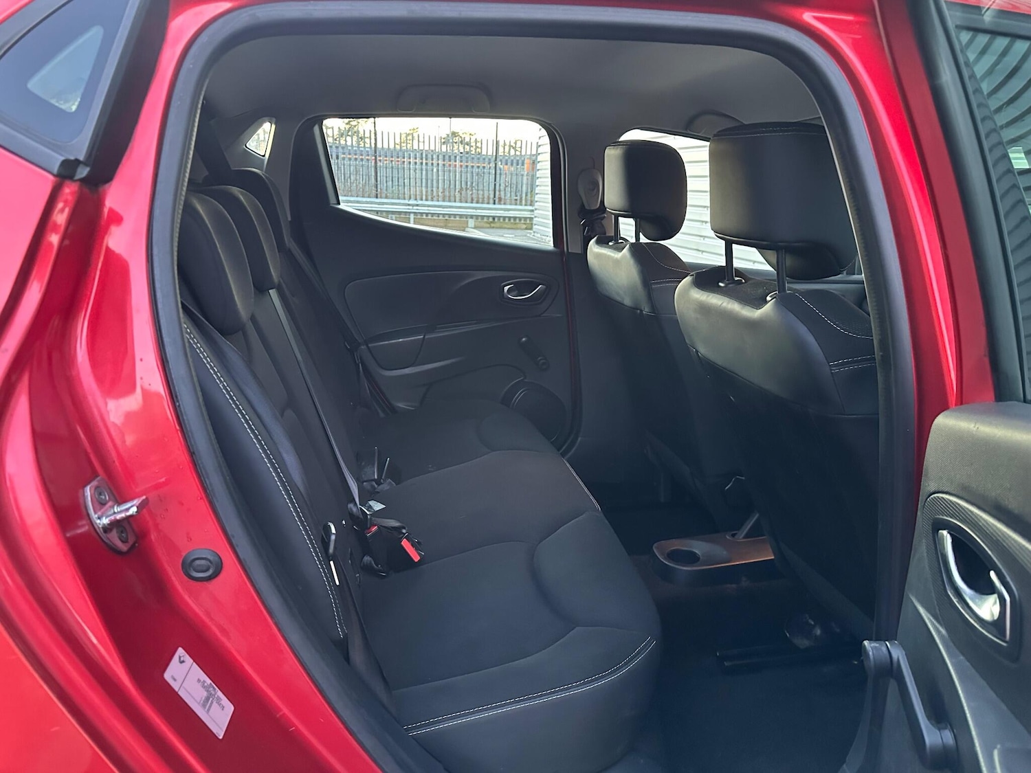 Used Renault Clio 2015 for sale - 77054026: Photo 20