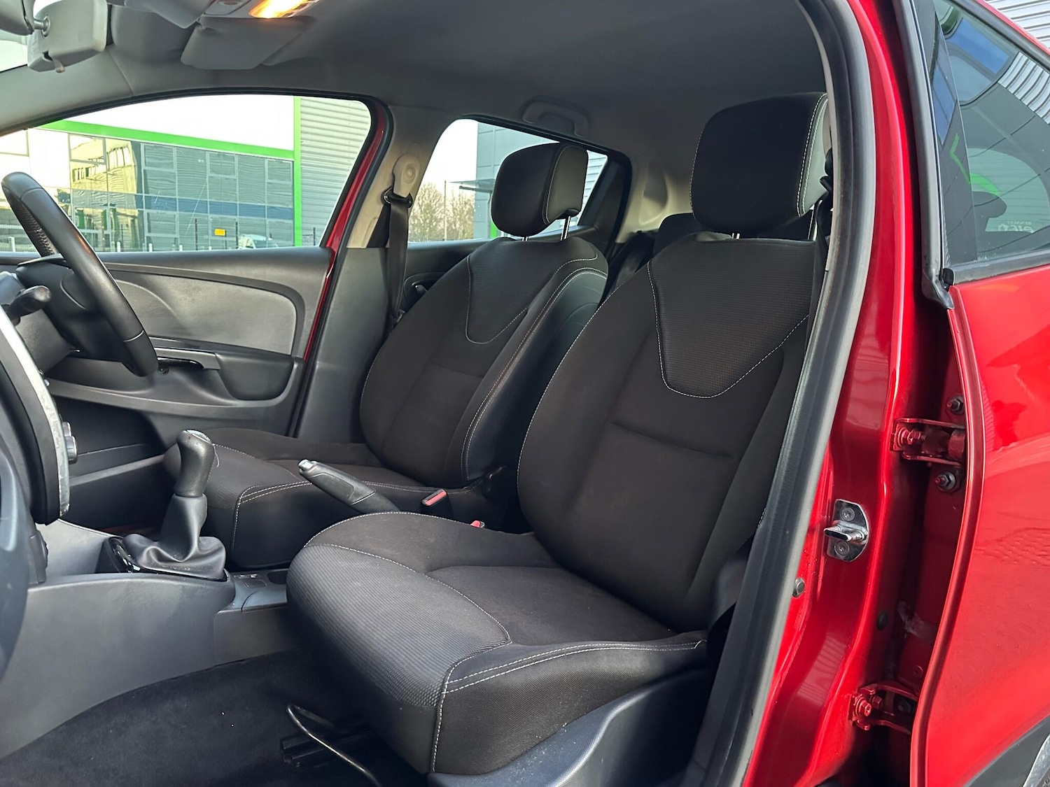 Used Renault Clio 2015 for sale - 77054026: Photo 23