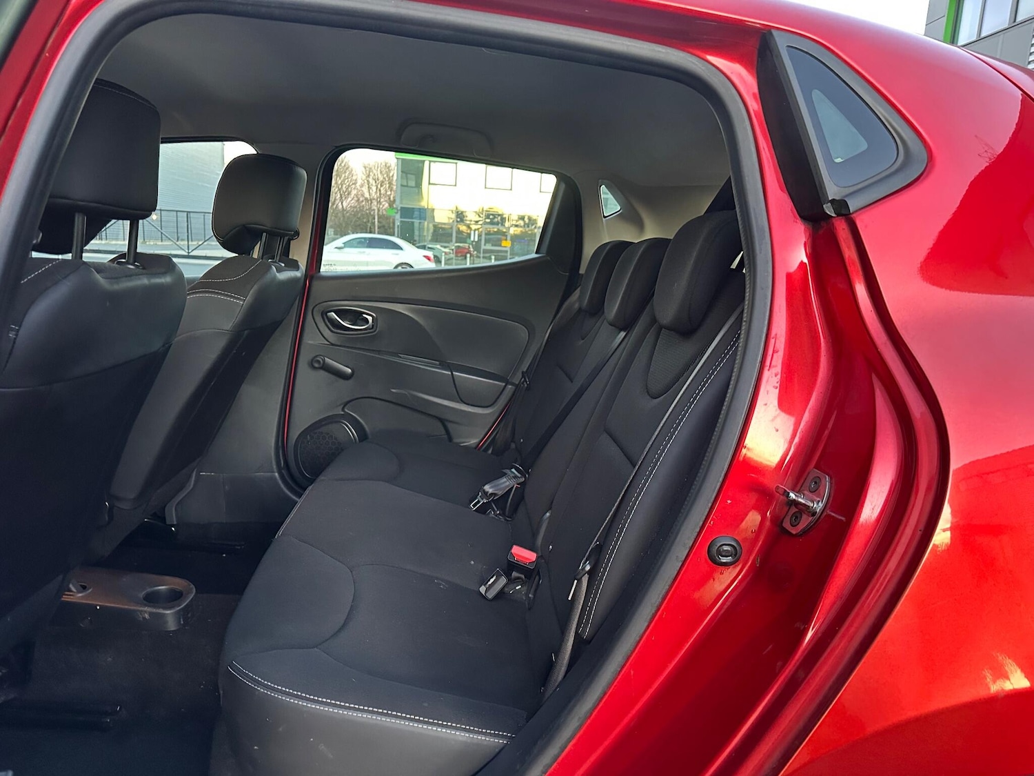 Used Renault Clio 2015 for sale - 77054026: Photo 24