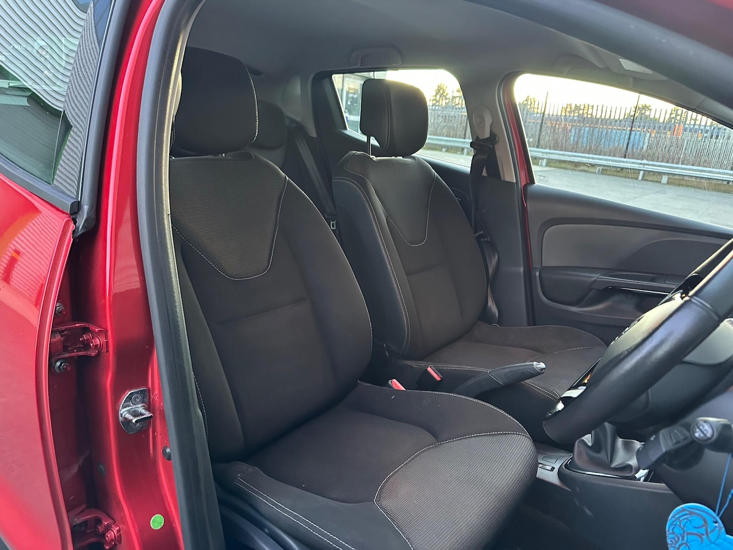 Used Renault Clio 2015 for sale - 77054026: Photo 27