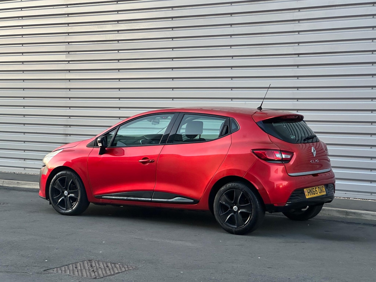 Used Renault Clio 2015 for sale - 77054026: Photo 9