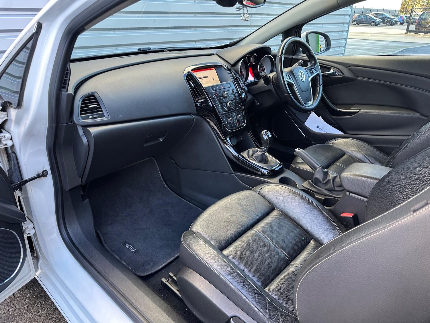 Used Vauxhall Astra GTC 2015 for sale - 76440531: Photo 36