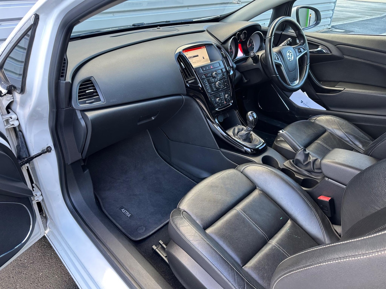 Used Vauxhall Astra GTC 2015 for sale - 76440531: Photo 39