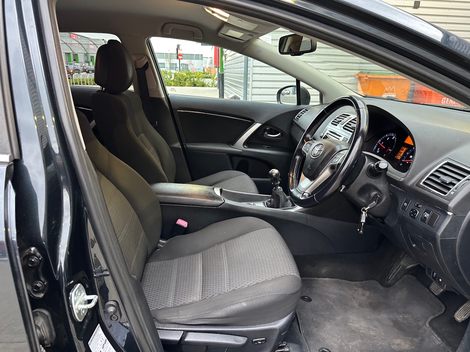 Used Toyota Avensis 2012 for sale - 78000526: Photo 37