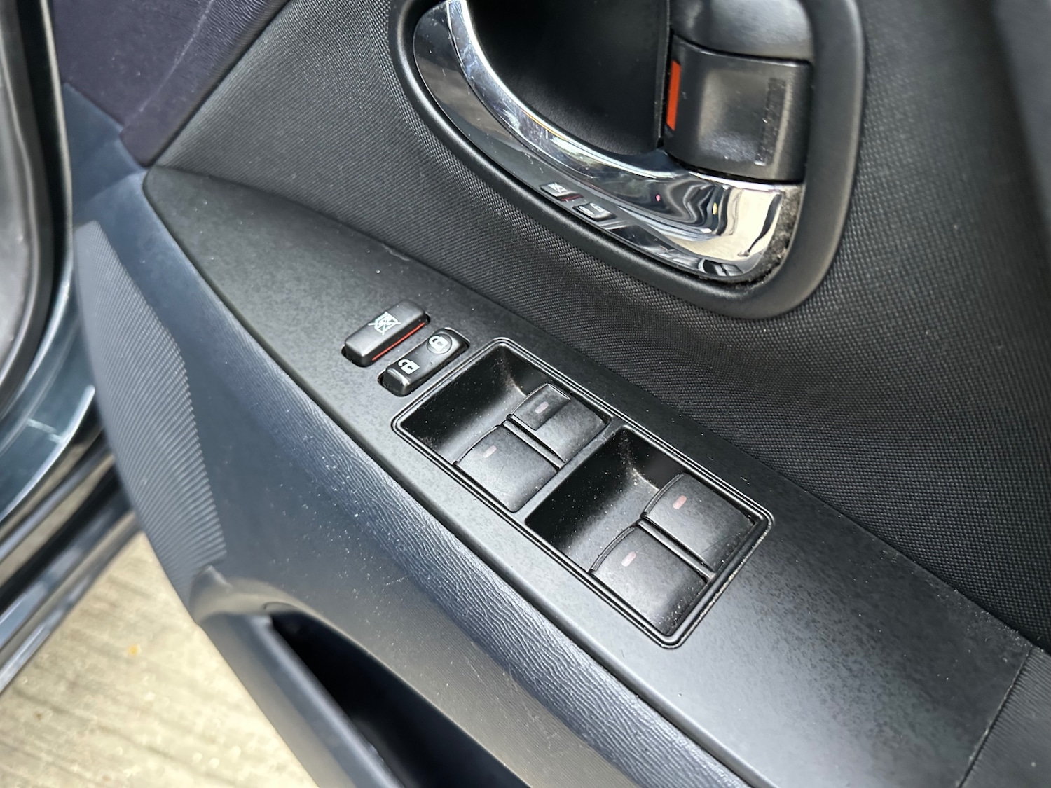 Used Toyota Avensis 2012 for sale - 78000526: Photo 38